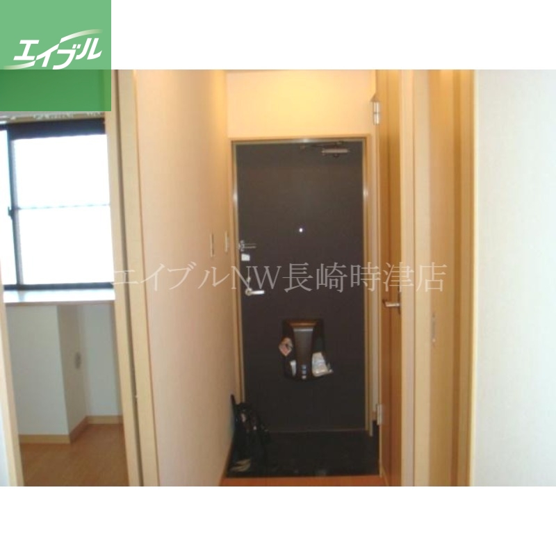 玄関　※別号室参考写真