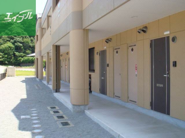 エントランス　エントランス部分