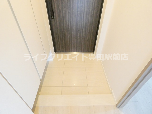 玄関　※同建設会社施工済み物件の写真です。（イメージ）
