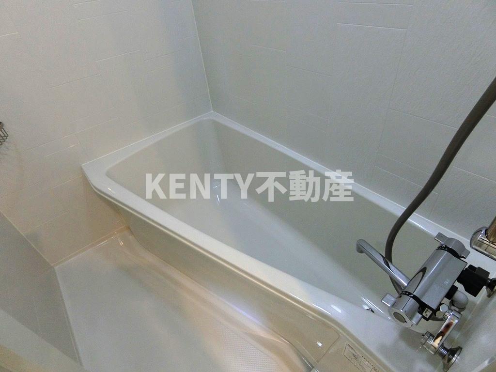 バス・シャワールーム　ゆったり過ごせるお風呂です