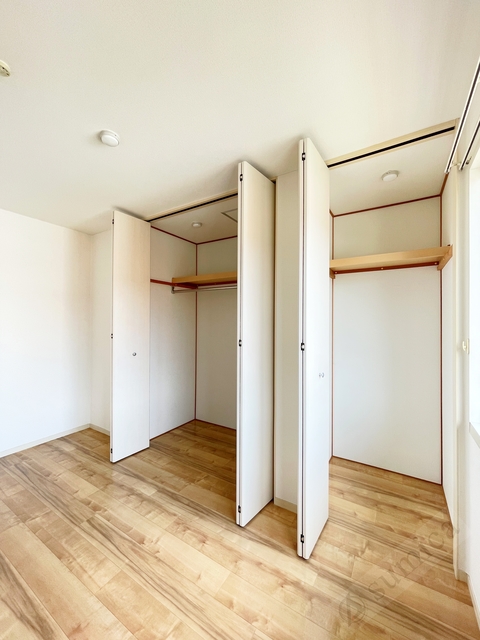 収納　大きいクローゼットにたっぷり収納♪♪