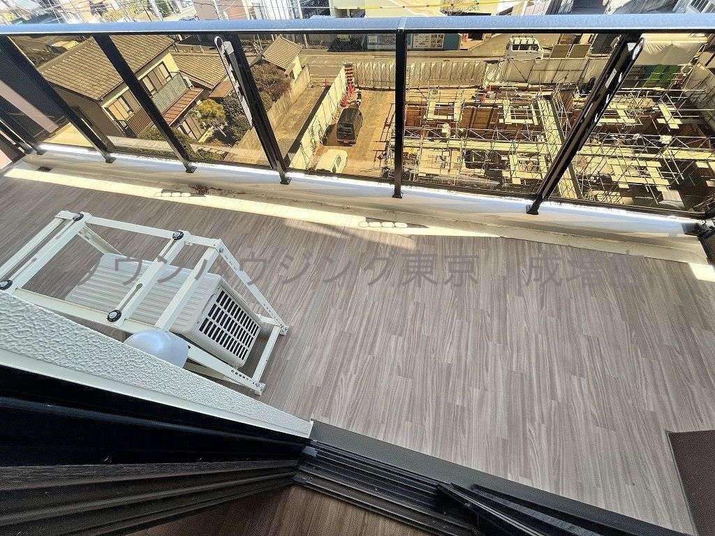 バルコニー　バルコニー