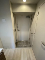 玄関　（別タイプ参考写真）ロイジェント大山西町　板橋区 大山西町