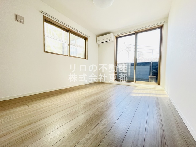 居室・リビング　リビングでゆったりくつろげる憩いの空間♪