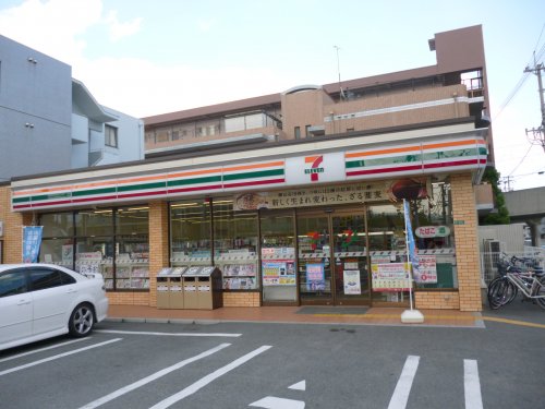 コンビニ　セブンイレブン　深津町店（コンビニ）まで69m