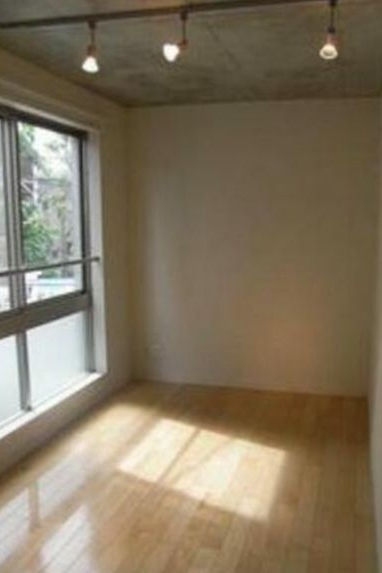 居室・リビング　洋室☆（同一仕様写真）