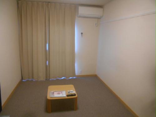 居室・リビング　家具家電付き