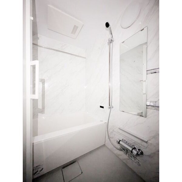 バス・シャワールーム　日々の暮らしに欠かせないお風呂です