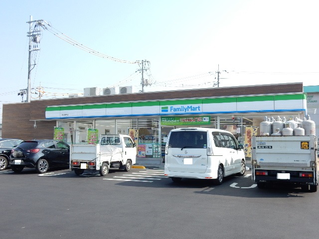 コンビニ　ファミリーマート 岡山田中店（コンビニ）まで167m