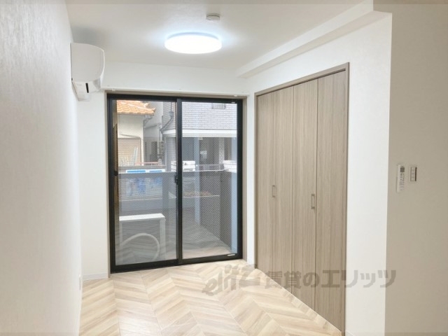 居室・リビング　洋室