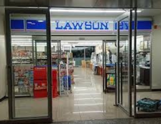 コンビニ　ローソン 東雲一丁目店（コンビニ）まで492m