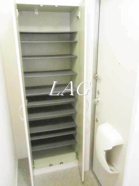 玄関　玄関です。