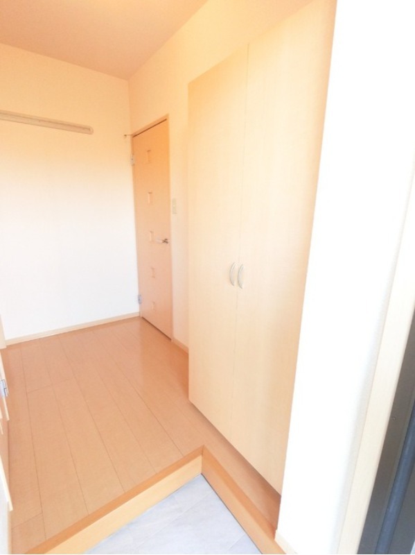 玄関　図面と現状に相違がある場合には現状を優先