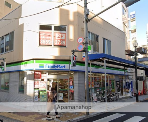 コンビニ　ファミリーマート（コンビニ）まで454m