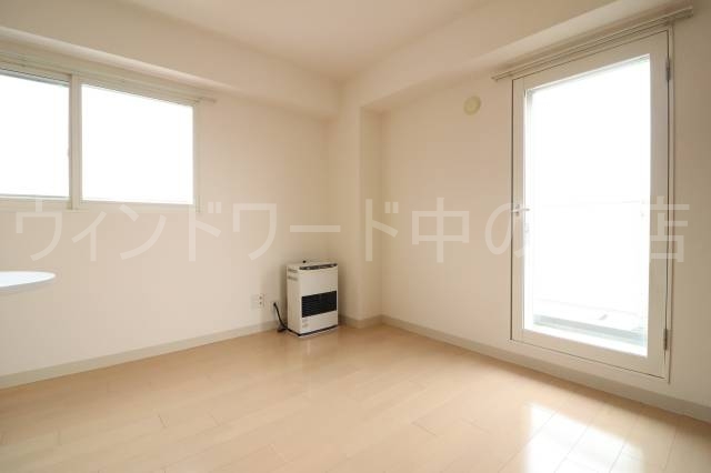 居室・リビング　詳細は、ウィンドワード中の島までご相談下さい。