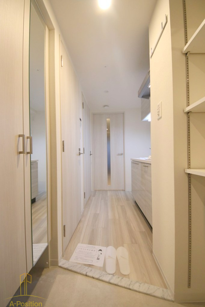 玄関　エスリードレジデンス大阪谷町ザ・マークス