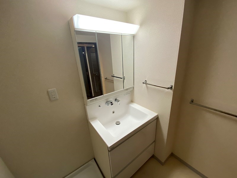 洗面設備　忙しい朝には欠かせない洗面所です♪