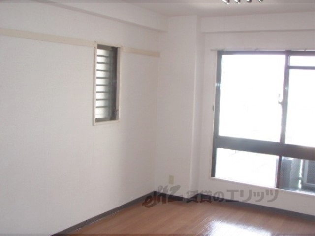 居室・リビング　収納