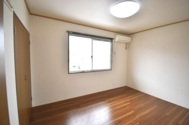 その他部屋・スペース　明るい洋室です