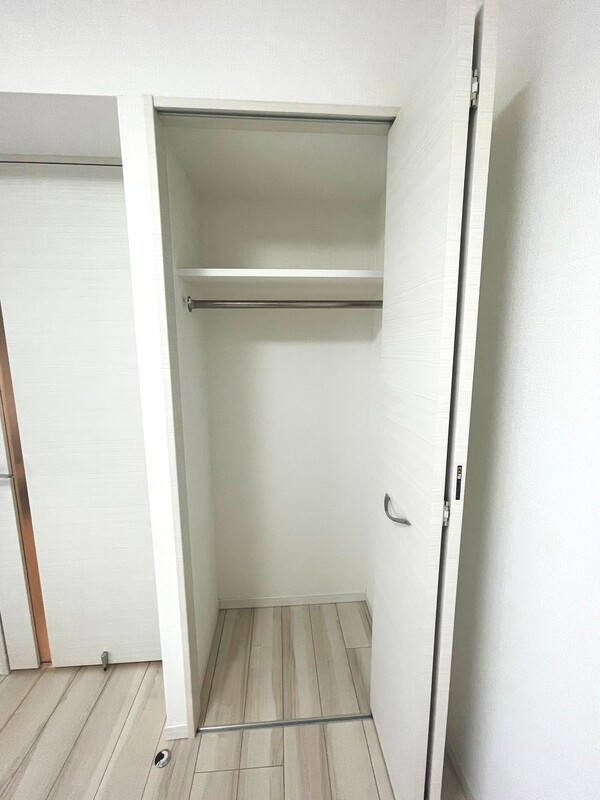 収納　同一仕様・反転タイプ