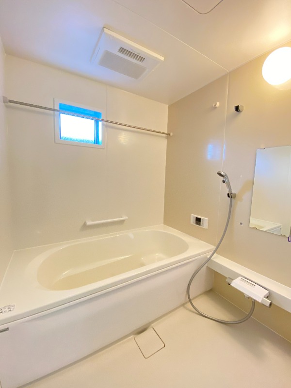 バス・シャワールーム　同型イメージ