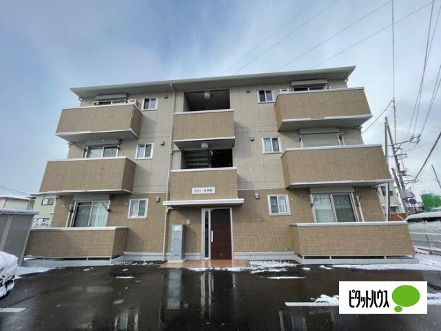 建物外観　芸館