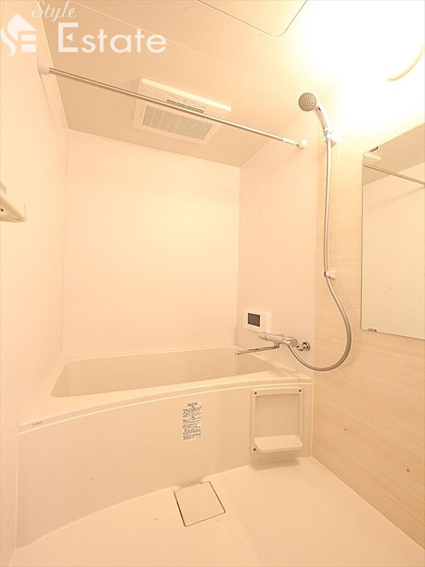 バス・シャワールーム　バスルーム