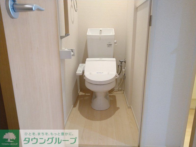 トイレ　温水便座付き