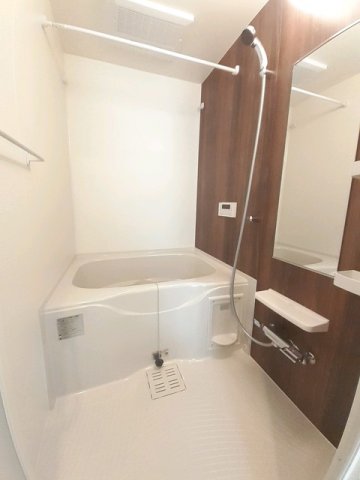 バス・シャワールーム　ゆったり過ごせるお風呂です