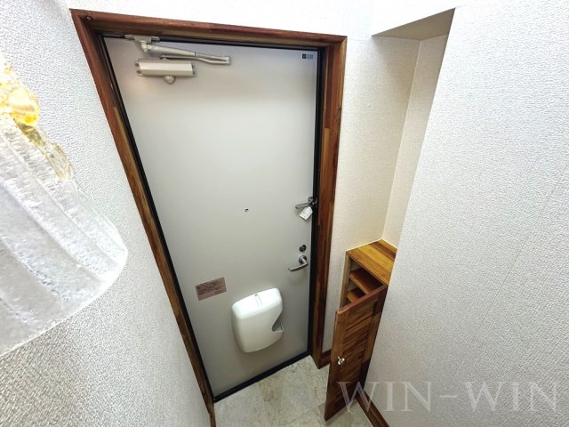 セザンヌ飯村 Aの玄関写真