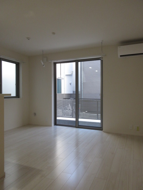 居室・リビング　★フローリング１１．６帖リビング★