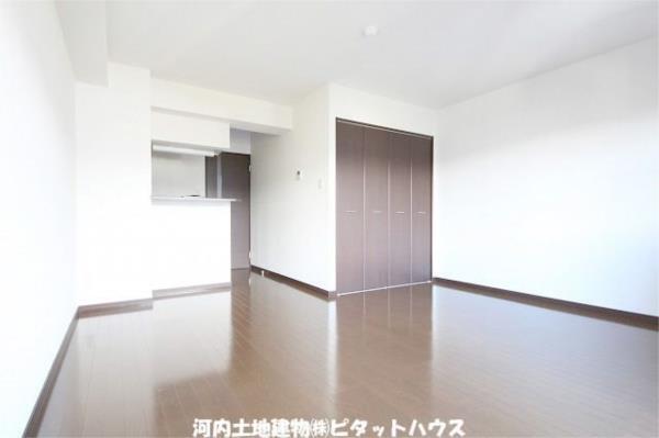 居室・リビング　類似室内