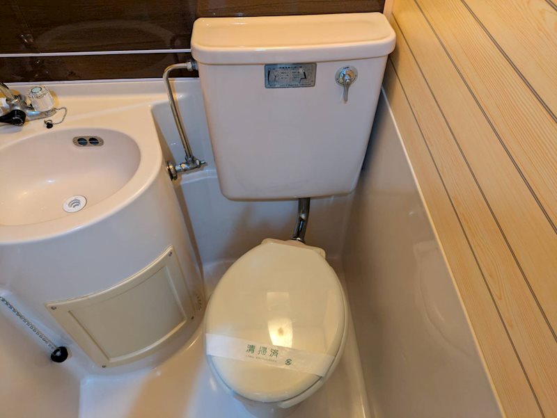 トイレ　同建物他号室の室内写真です。（401号室）