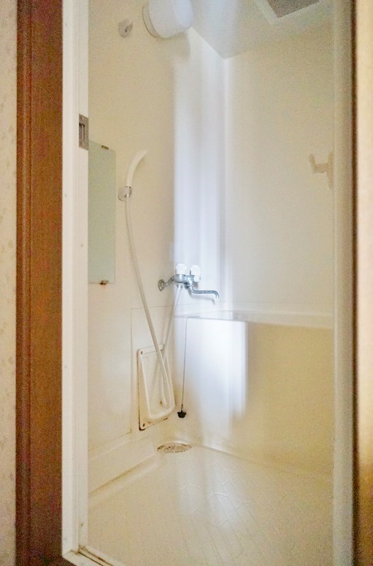 バス・シャワールーム　※同棟同型内観写真、現状優先となります。