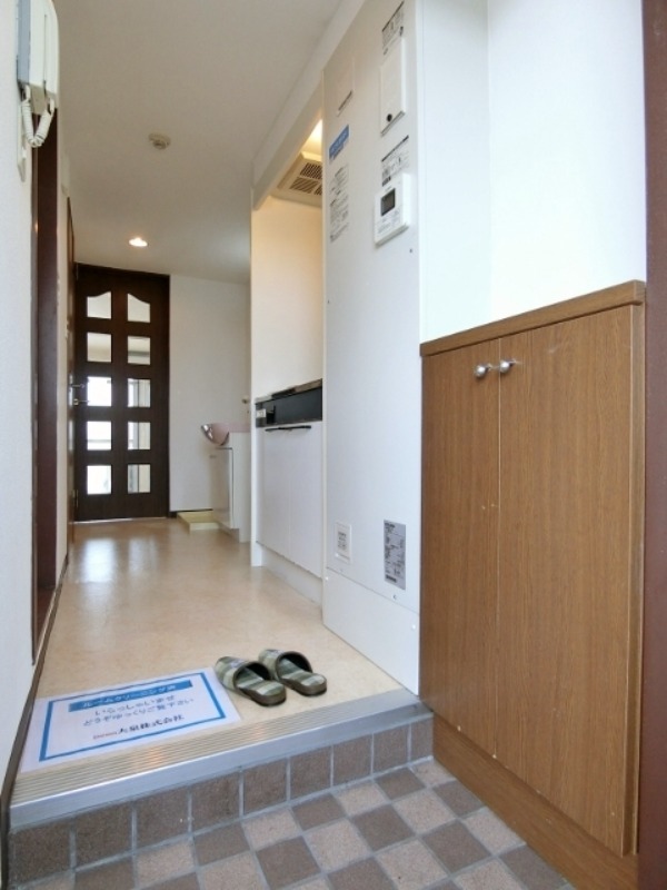 玄関　図面と現状に相違がある場合には現状を優先