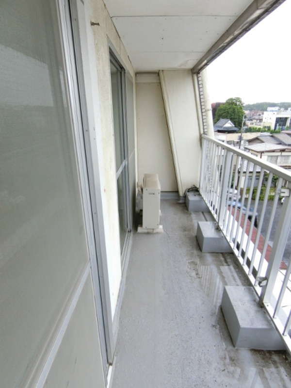 バルコニー　図面と現状に相違がある場合には現状を優先