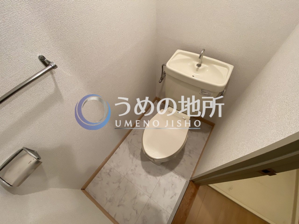 トイレ　トイレ