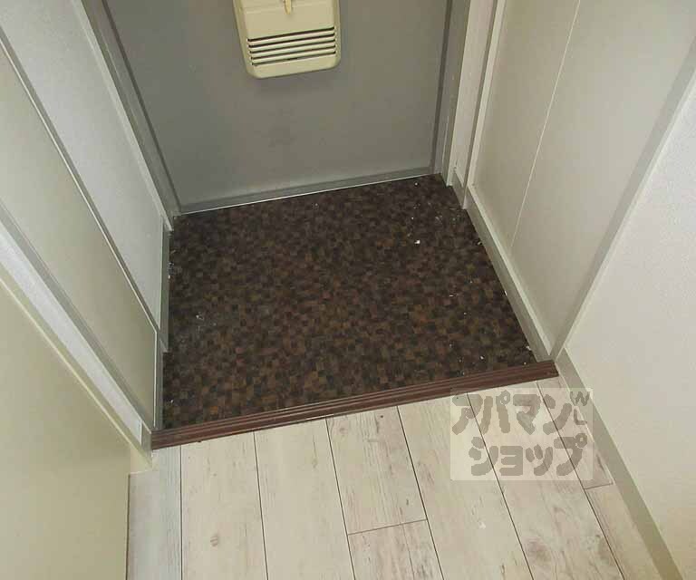 玄関　丁度良いサイズの玄関です・