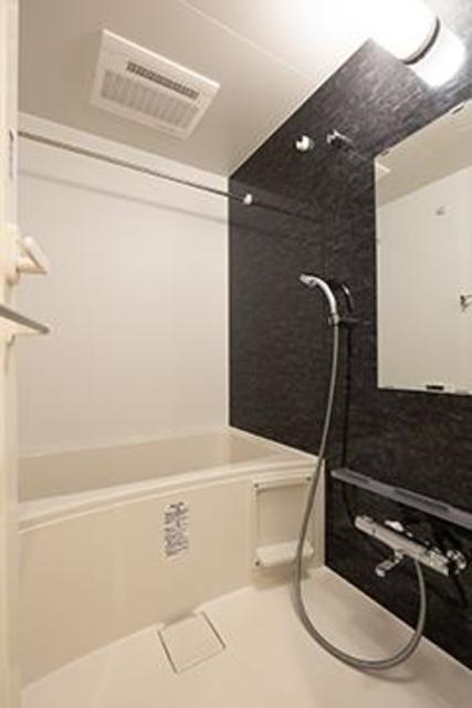 バス・シャワールーム　※写真は同タイプ住戸です。