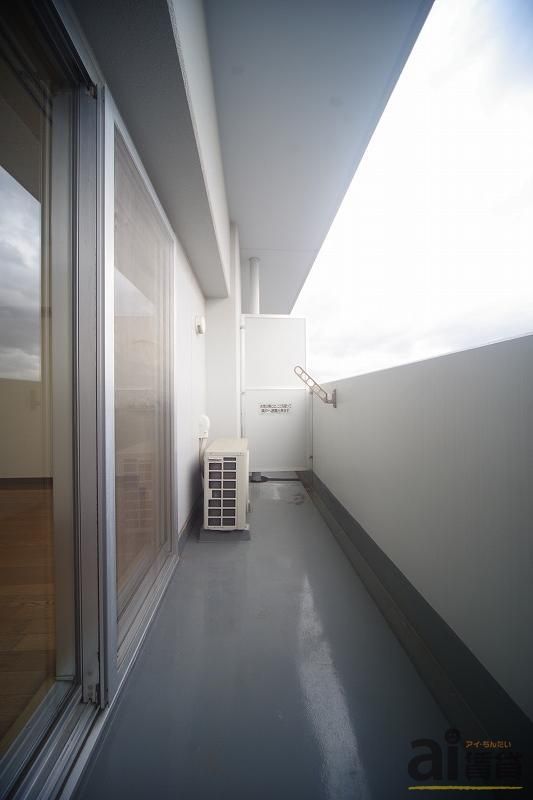 バルコニー　※同仕様写真