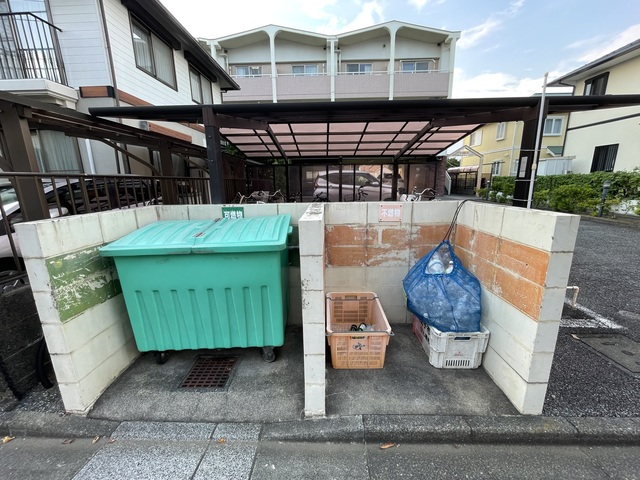 その他共有部分　施設内のごみ置き場です☆