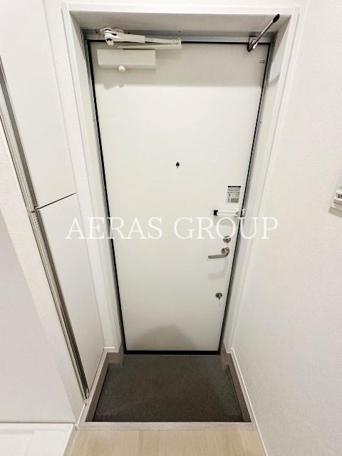 玄関　別部屋同仕様タイプ