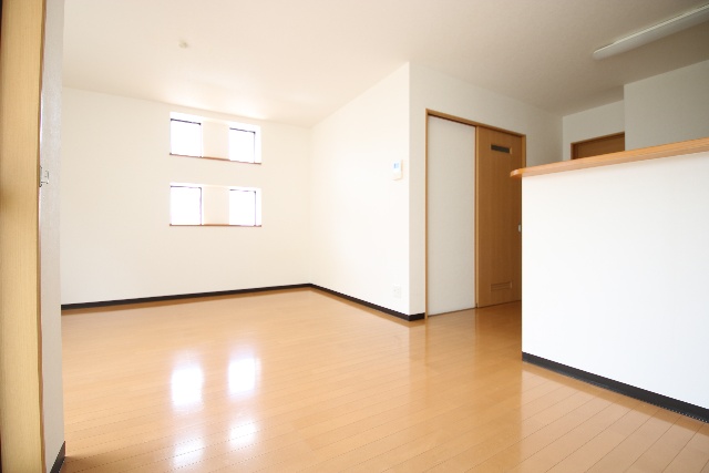 居室・リビング　※別室の参考写真の為、現況優先です。