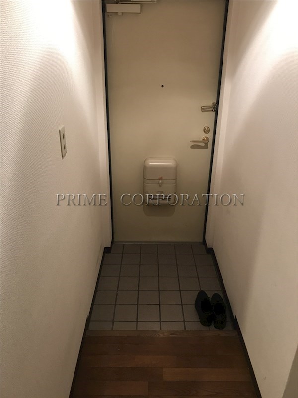 玄関　※参考写真※