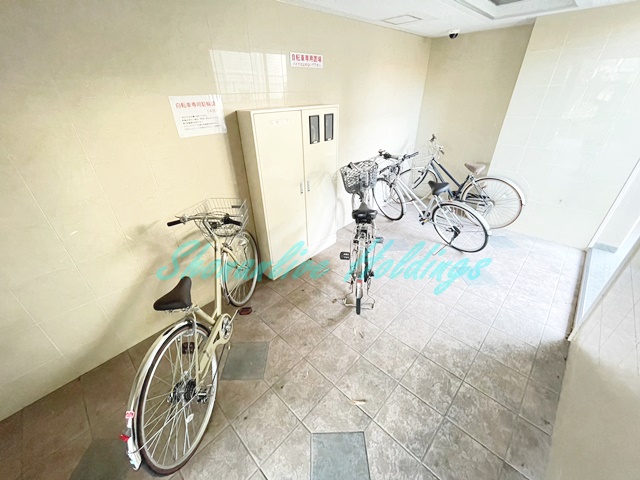 その他共有部分　駐輪スペースあり♪