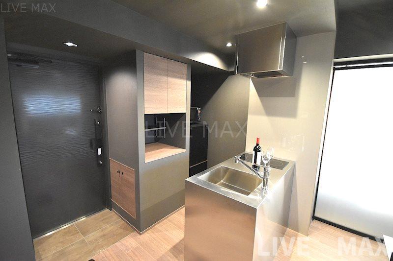 玄関　※別のお部屋の写真になります