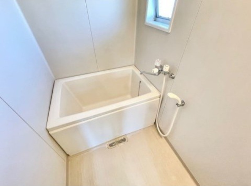 バス・シャワールーム　図面と現状に相違がある場合には現状を優先