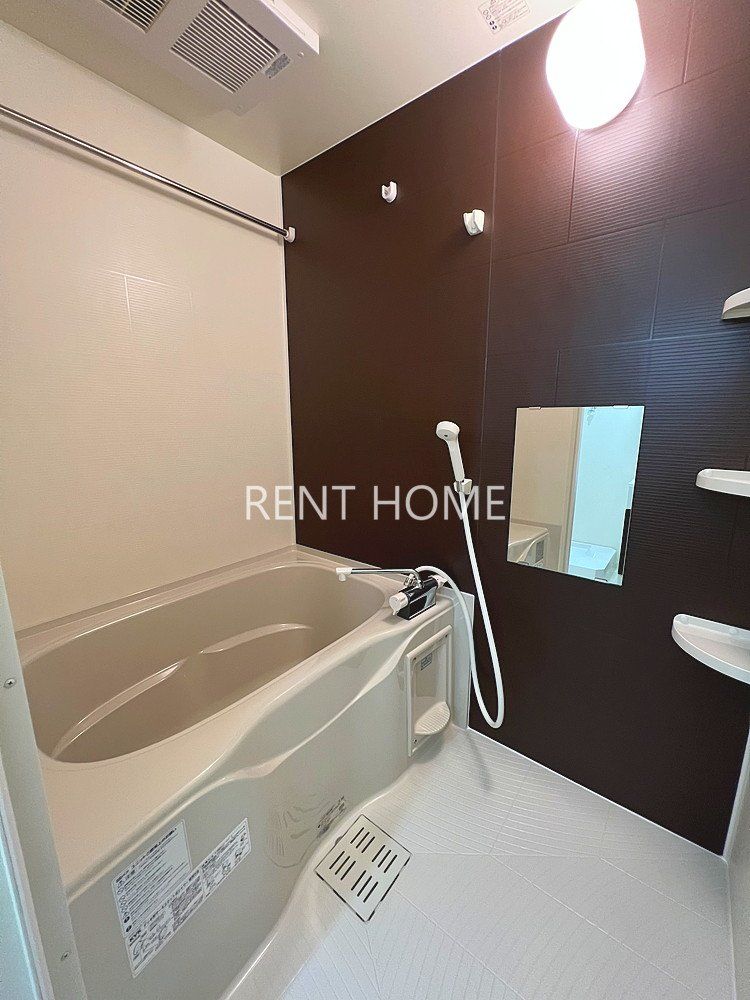 バス・シャワールーム　浴室乾燥機付き