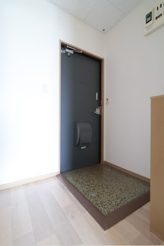 玄関　図面と現状に相違がある場合には現状を優先