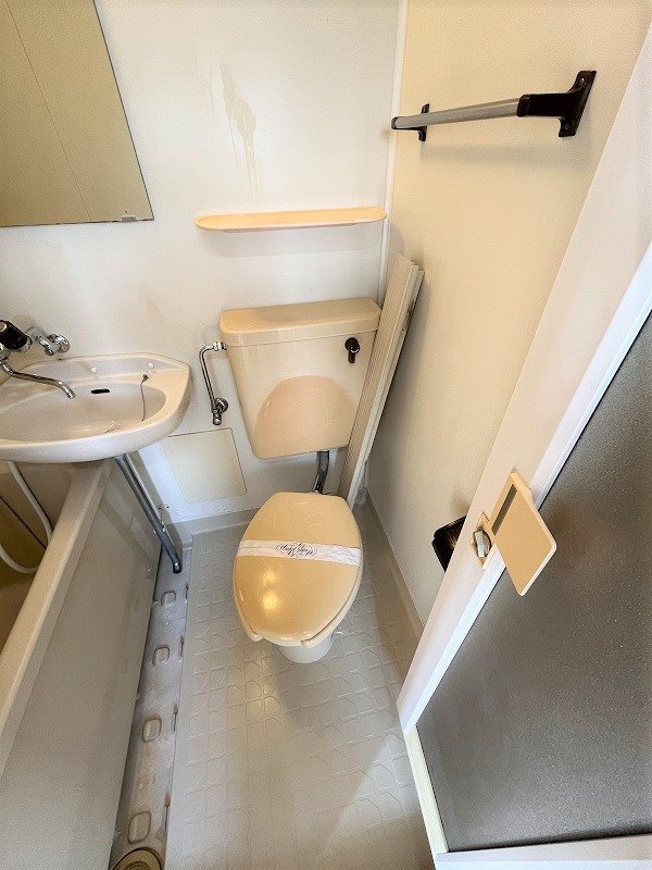 トイレ　別部屋写真使用